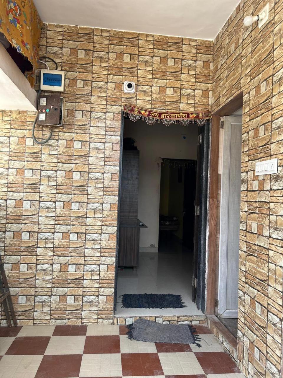 Dwarka Home Stay 2 Only Family Ngoại thất bức ảnh